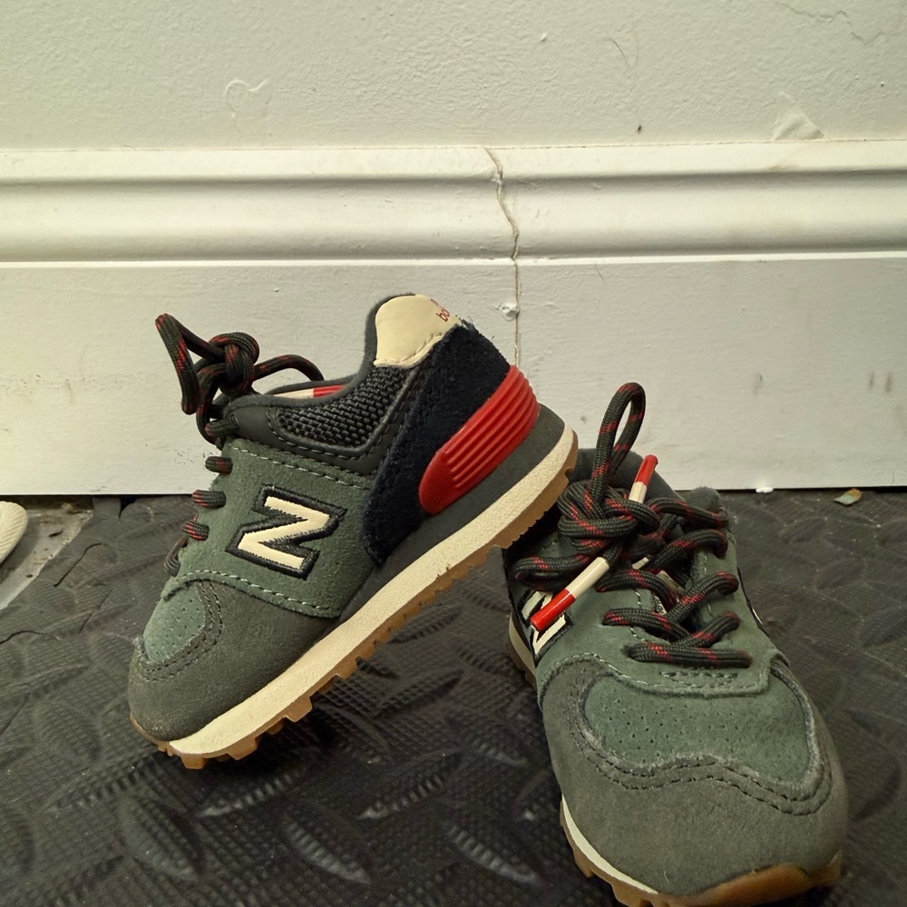 New Balance Kids Shoes - Green and Red